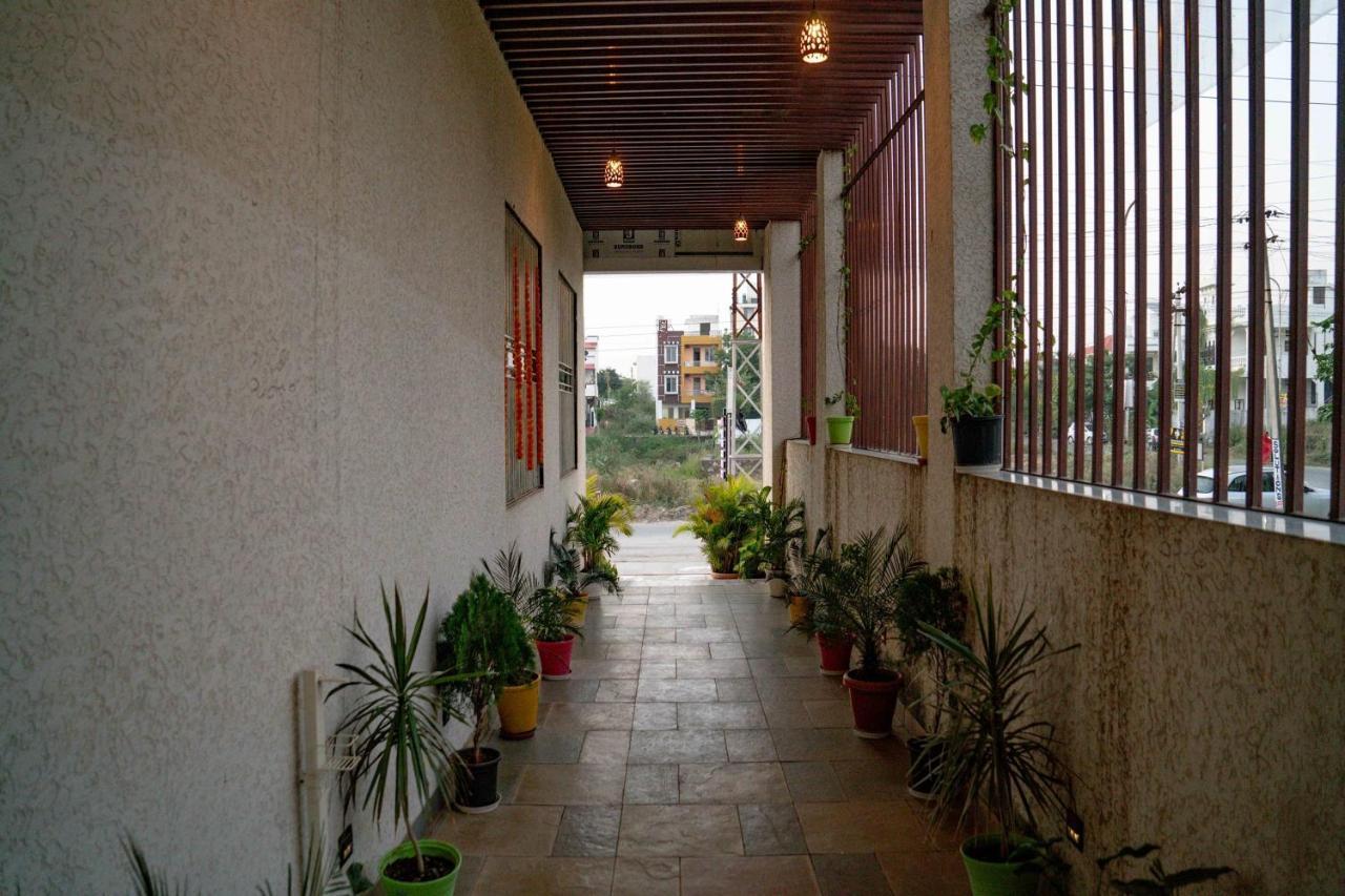 Pine Regency - Aravali'S Peak View Udaipur Exterior foto